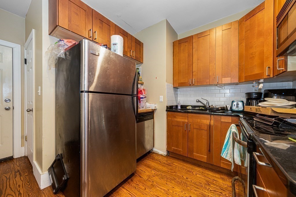 3 bed, 1 bath apartment for rent at 1566 Tremont St Unit 3, Mission Hill — photo 7 of 22