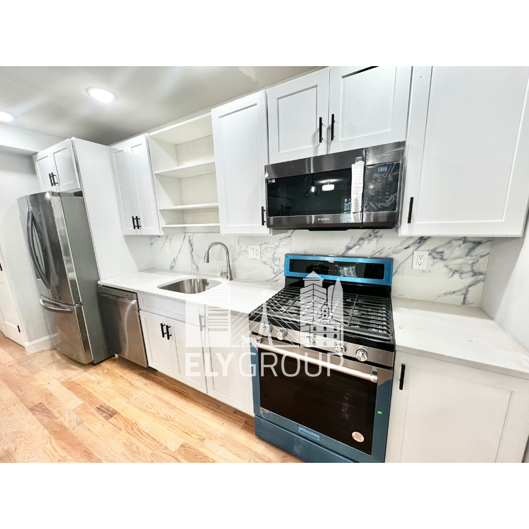 4 bed, 2 bath apartment for rent at 33 Lincoln St Unit 1, West Medford — photo 7 of 22