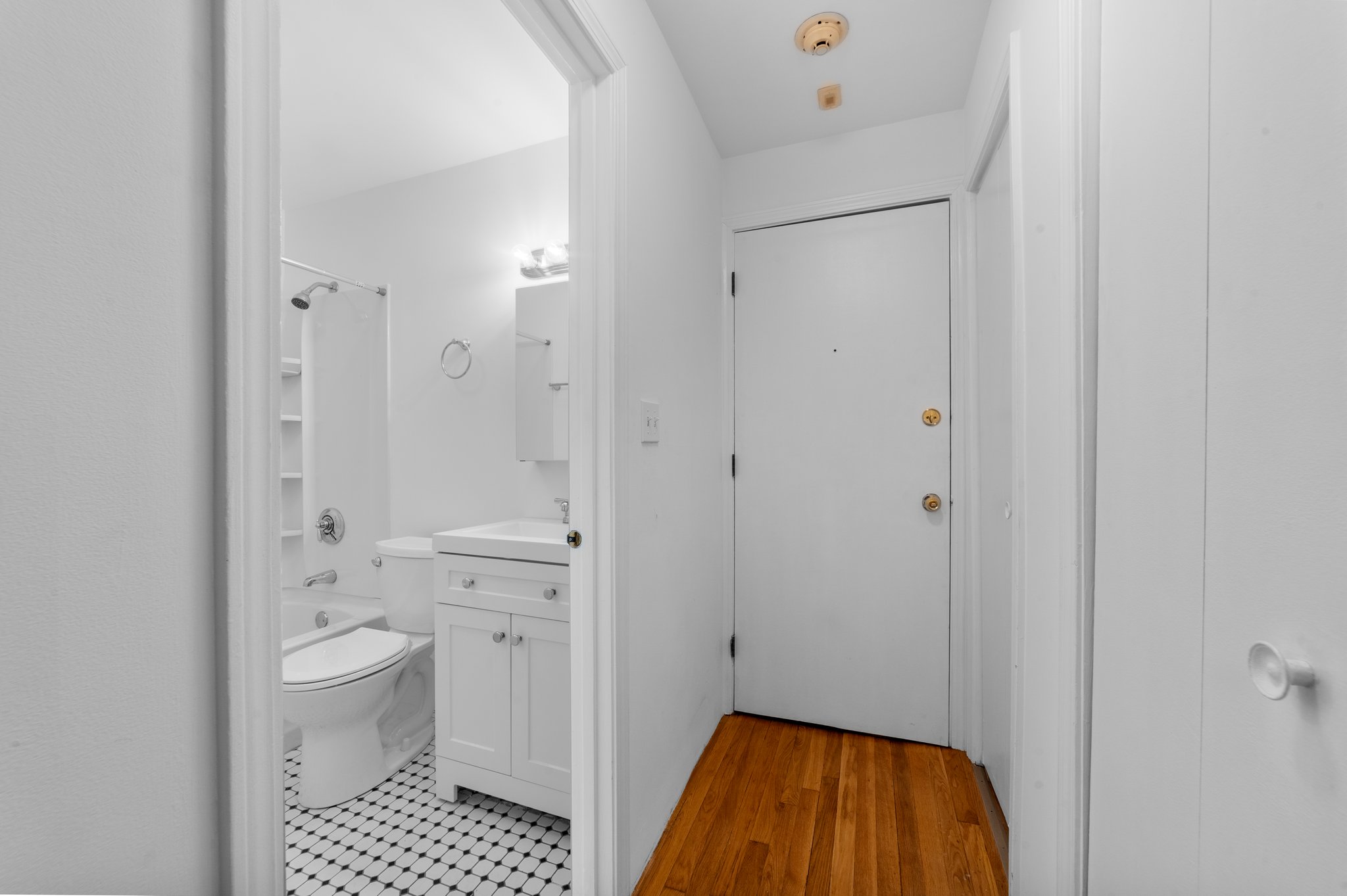1 bed, 1 bath apartment for rent at 138 Prince St Unit 10, North End — photo 7 of 9