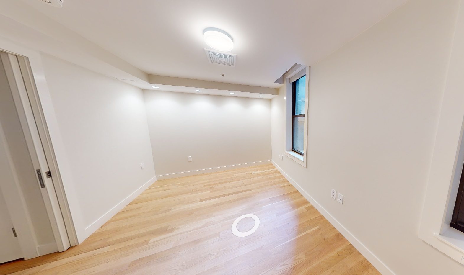 48 John F Kennedy St, Riverside