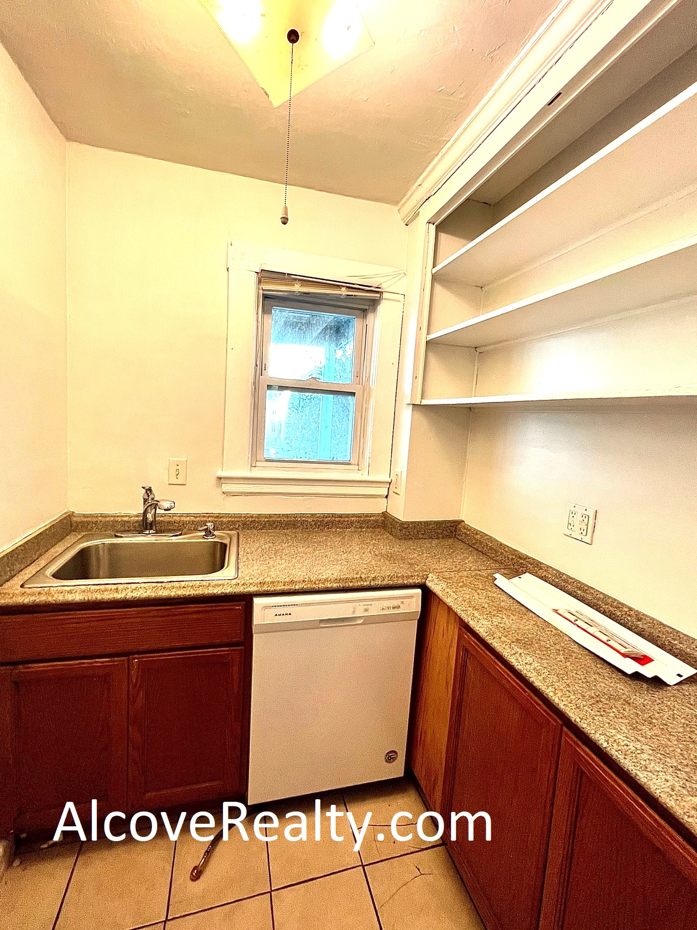 2 bed, 1 bath apartment for rent at 98 Bow St Unit 2, Medford — photo 7 of 16