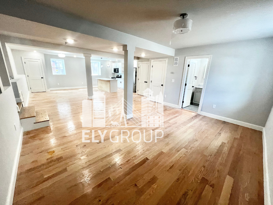 4 bed, 2 bath apartment for rent at 31 Lincoln St Unit 1, West Medford — photo 7 of 21