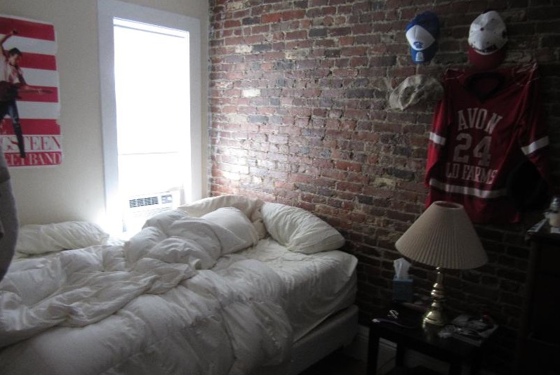 3 bed, 1 bath apartment for rent at 861 East 1st St Unit 3, South Boston — photo 7 of 10