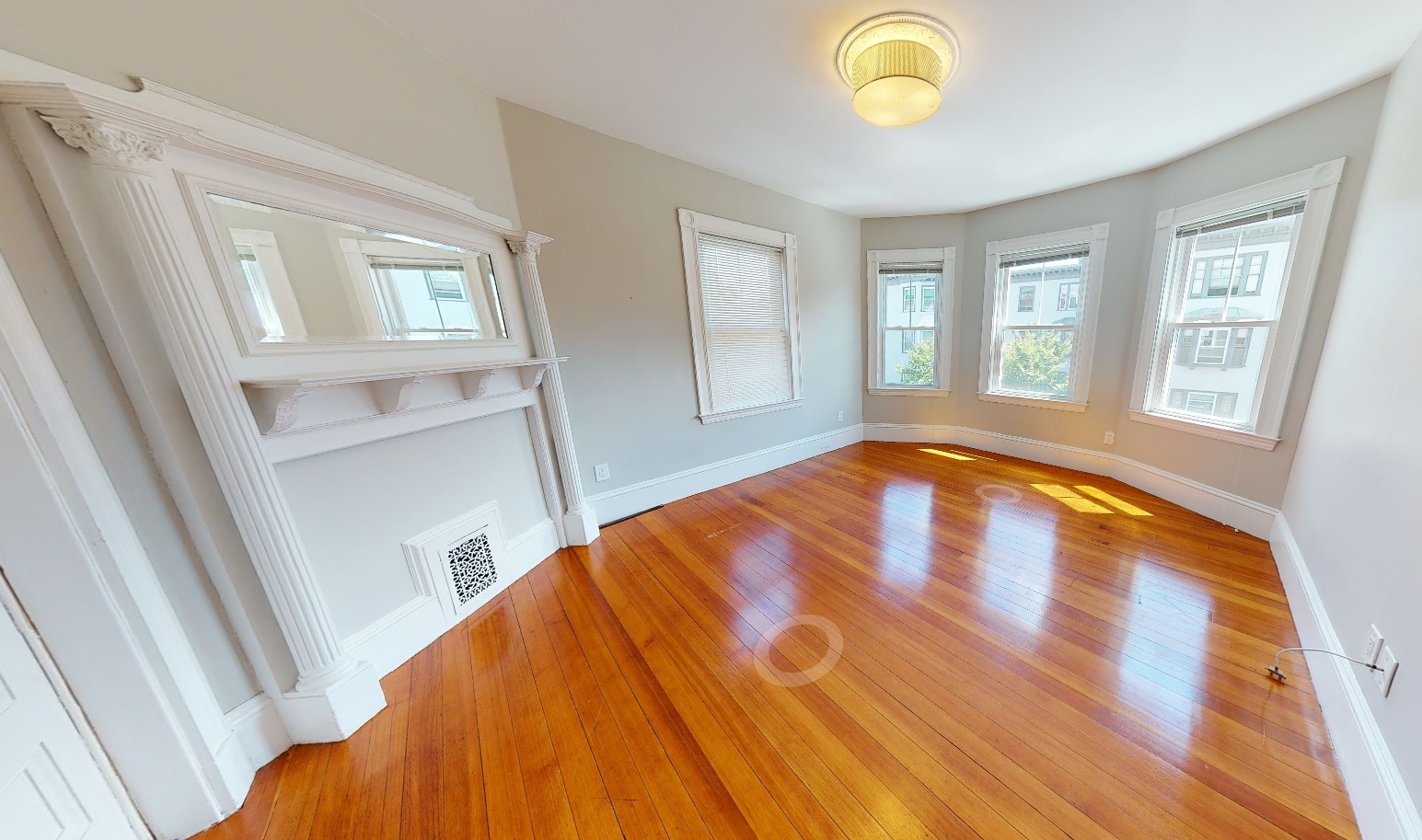 3 bed, 2 bath apartment for rent at 107 Oxford St Unit 3T, Baldwin — photo 9 of 14