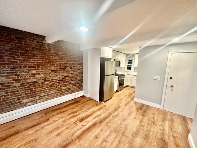 3 bed, 2 bath apartment for rent at 29 Thacher St Unit 3, North End — photo 7 of 20