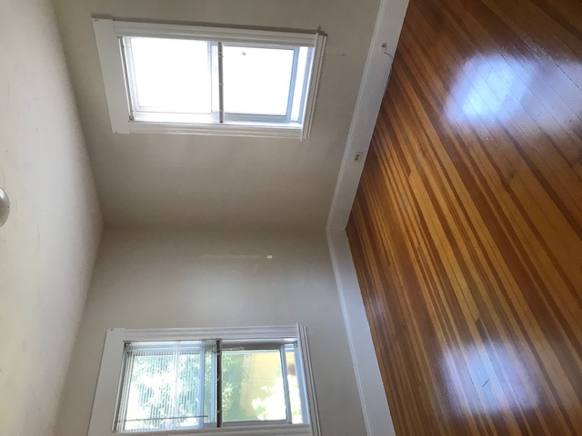 2 bed, 1 bath apartment for rent at 26 Prescott St Unit 1, Salem — photo 7 of 9