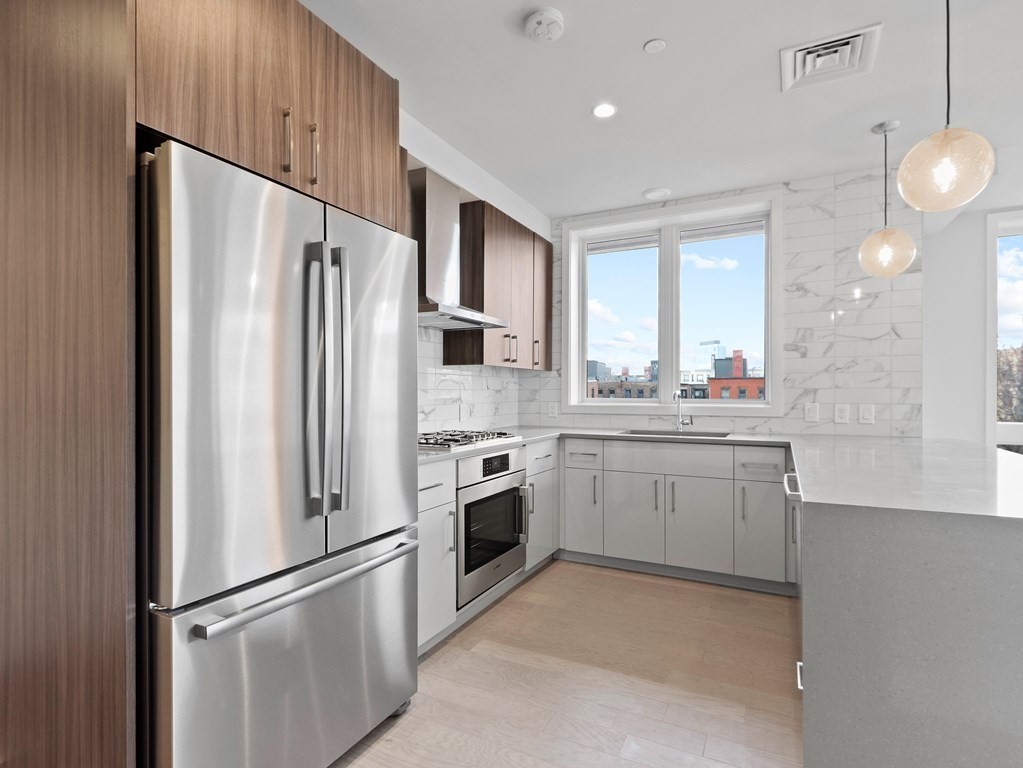 2 bed, 2 bath apartment for rent at 50 Symphony Rd Unit 20, Fenway — photo 7 of 18