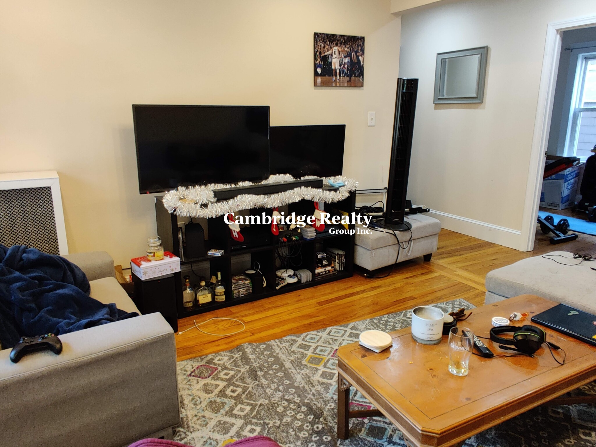 2 bed, 1 bath apartment for rent at 1 3 Edgar Ter Unit 1, Winter Hill — photo 6 of 10