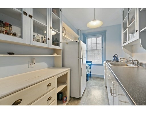Studio bed, 1 bath apartment for rent at 1697 1699 Cambridge St Unit 36, Harvard Square — photo 5 of 12