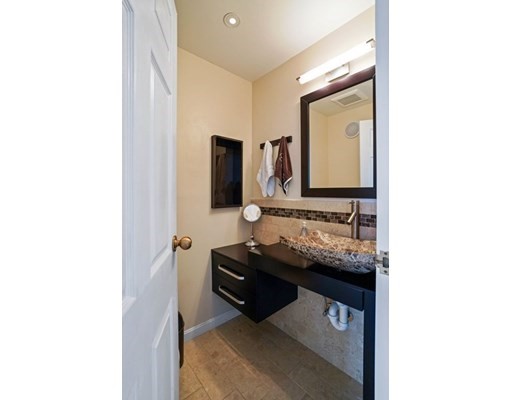 2 bed, 1.5 bath apartment for rent at 357 Commercial St Unit 302, Waterfront — photo 16 of 25