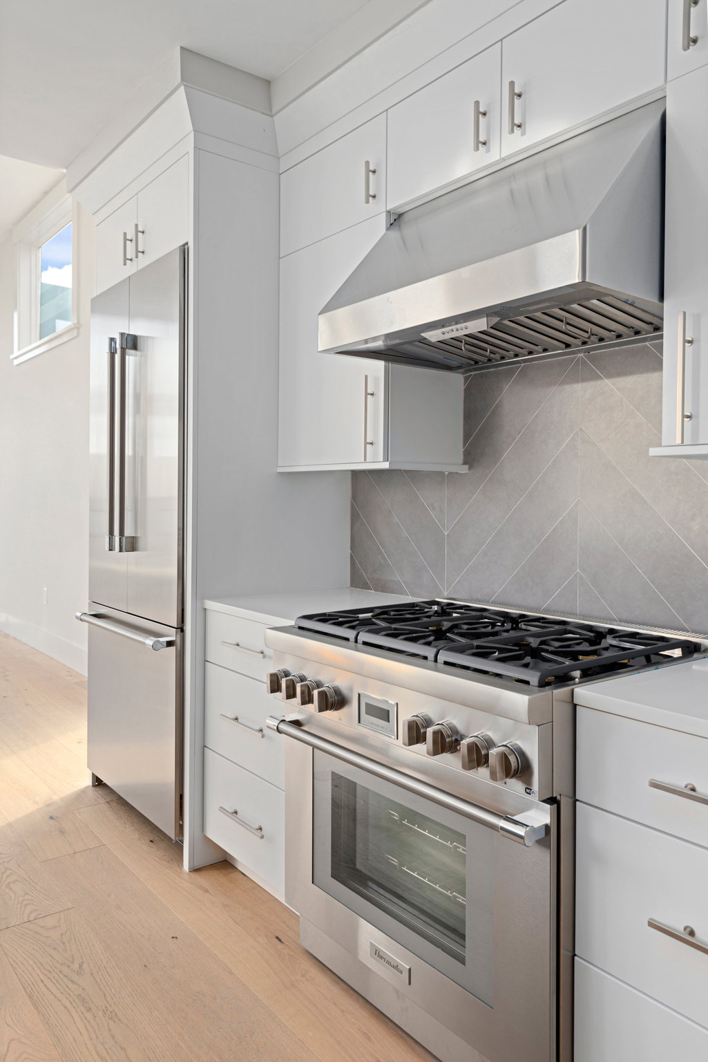 3 bed, 3.5 bath apartment for rent at 409 E 7th St Unit Penthouse, South Boston — photo 6 of 39