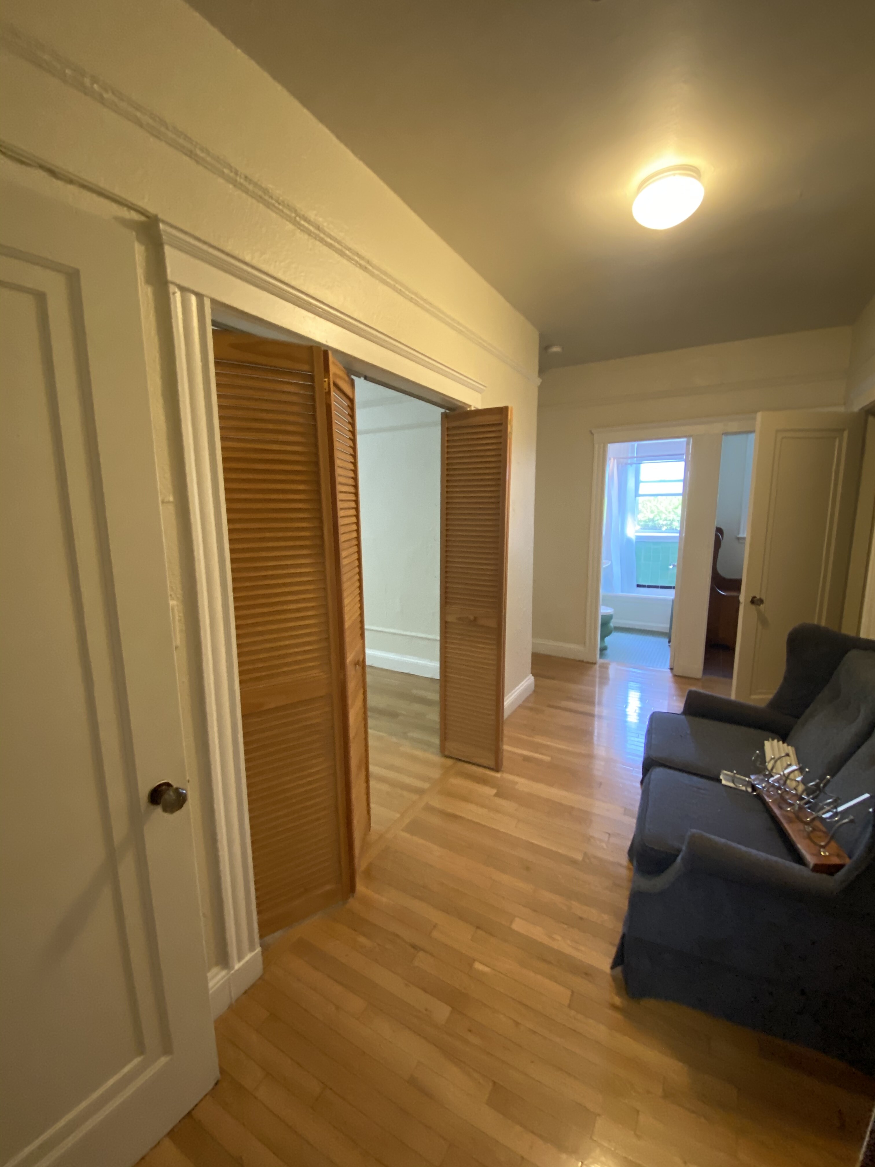 1 bed, 1 bath apartment for rent at 70 Chiswick Rd Unit 2, Brighton — photo 1 of 7