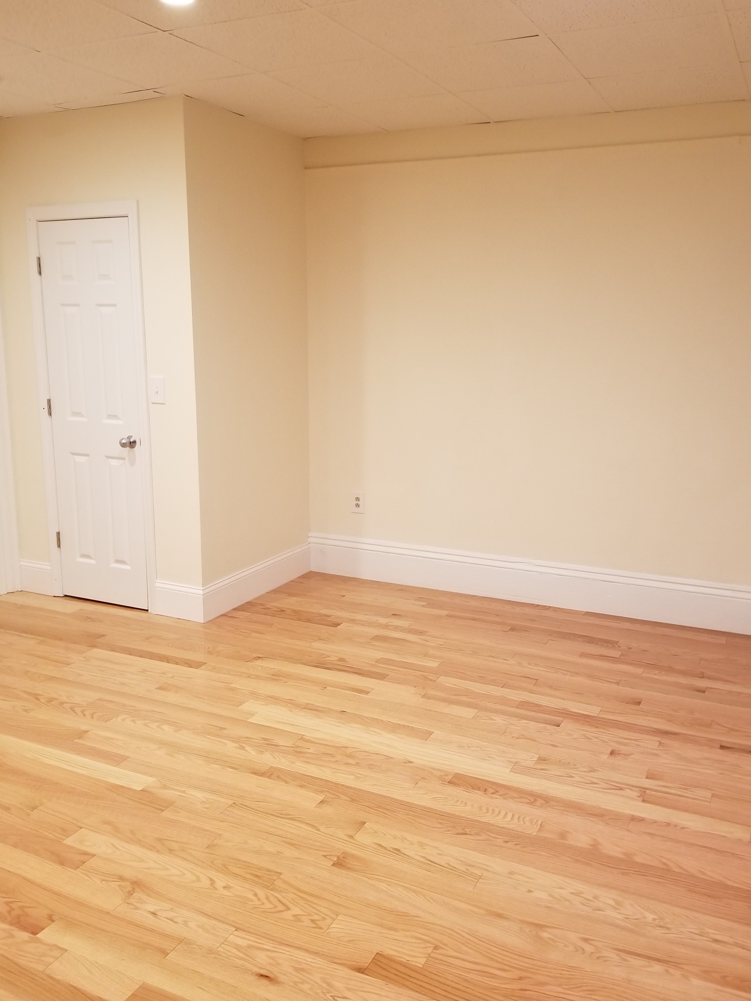 Studio bed, 1 bath apartment for rent at 70 Pinckney St Unit 6, Beacon Hill — photo 7 of 15