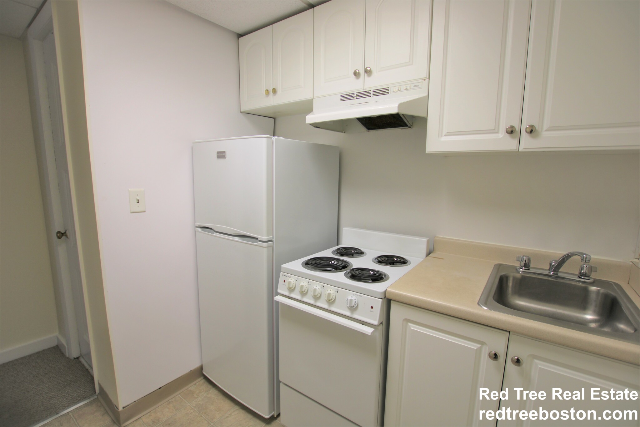 62 Boylston St, Midtown