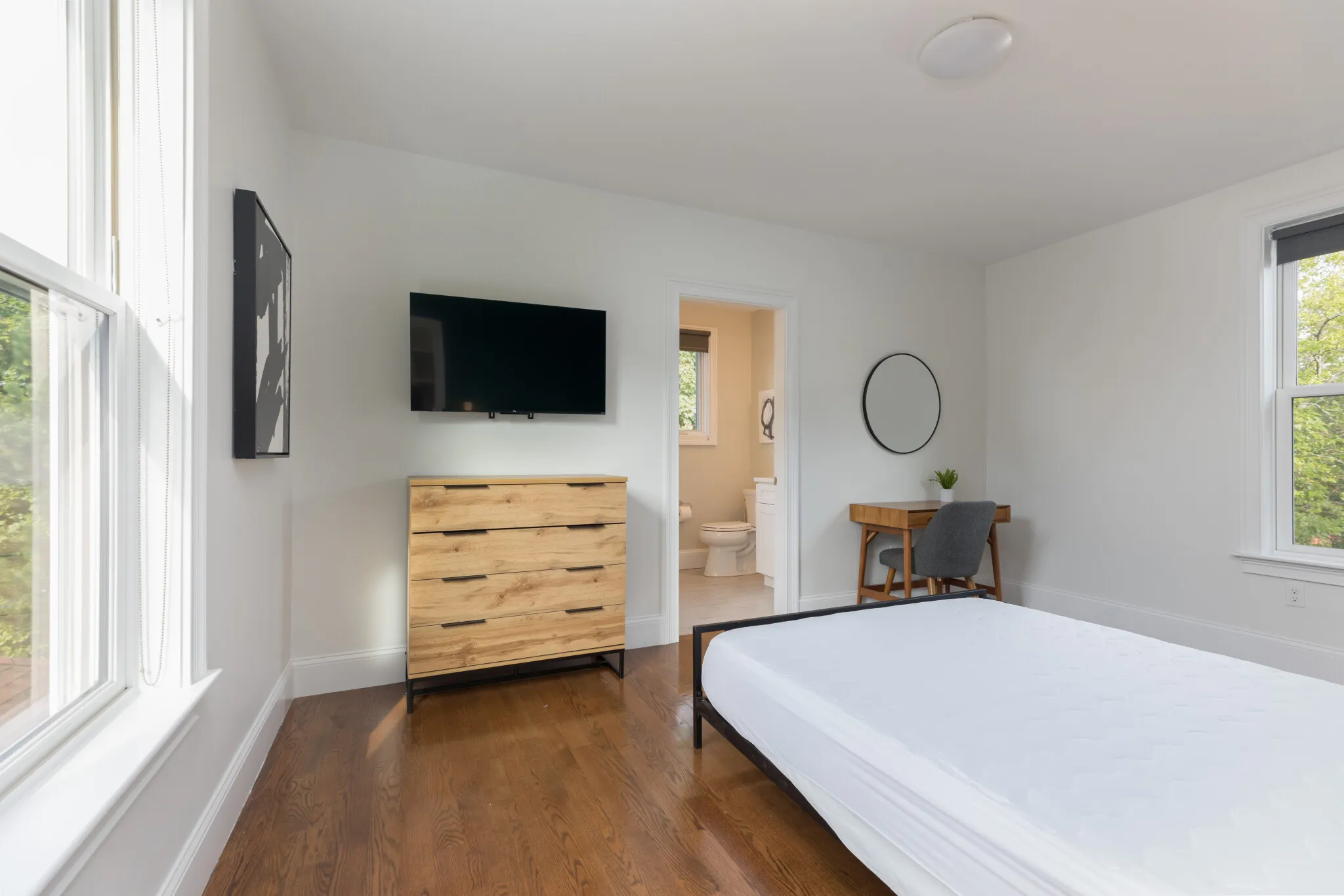 117 Centre St, Roxbury