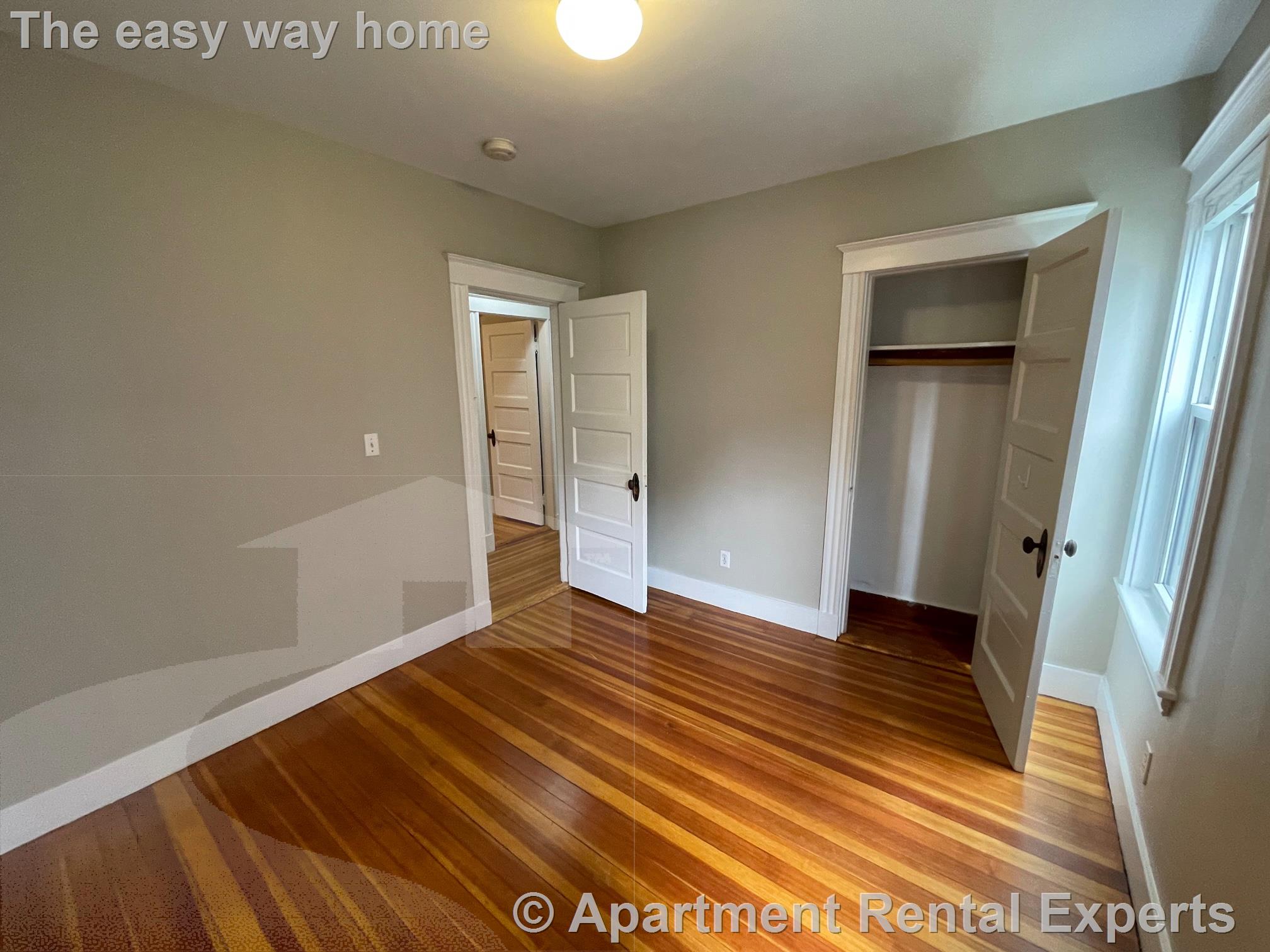 10 Cambridge Terr, Porter Square