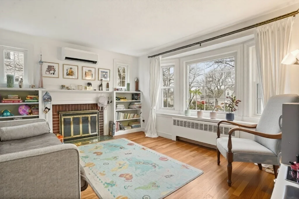 62 Sycamore Rd, Melrose