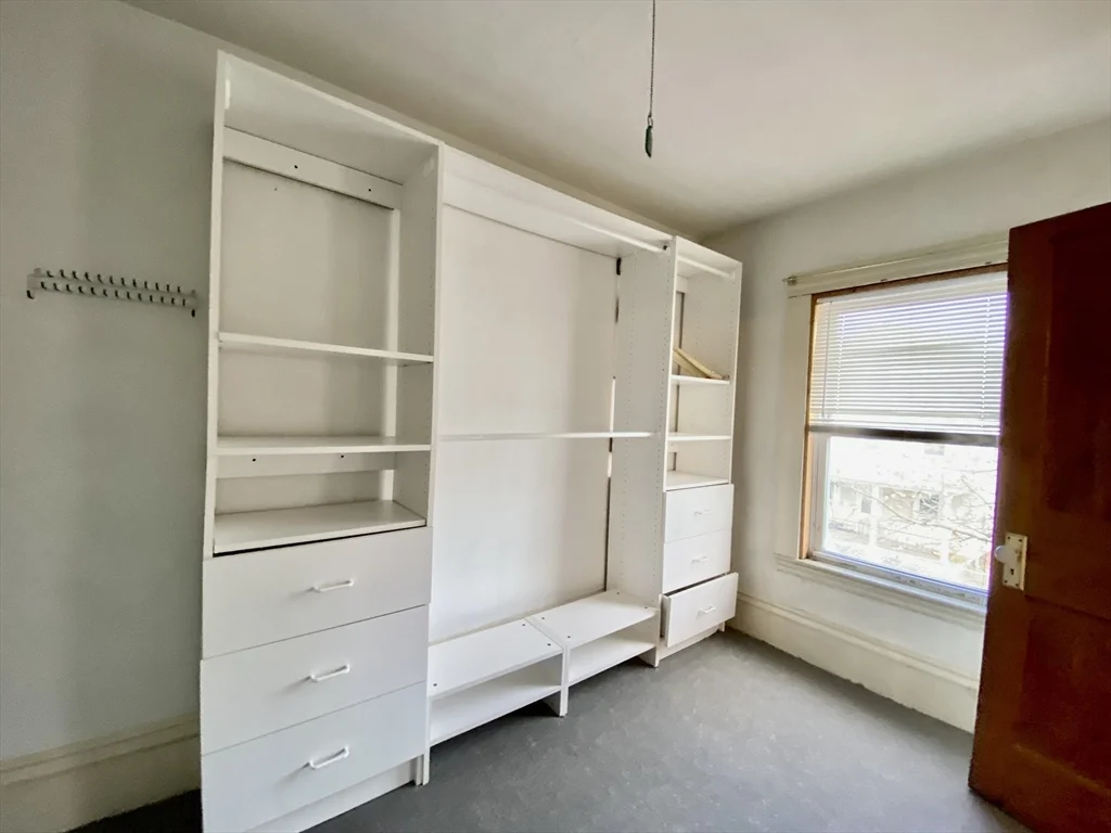 20 Webster Ave, East Somerville