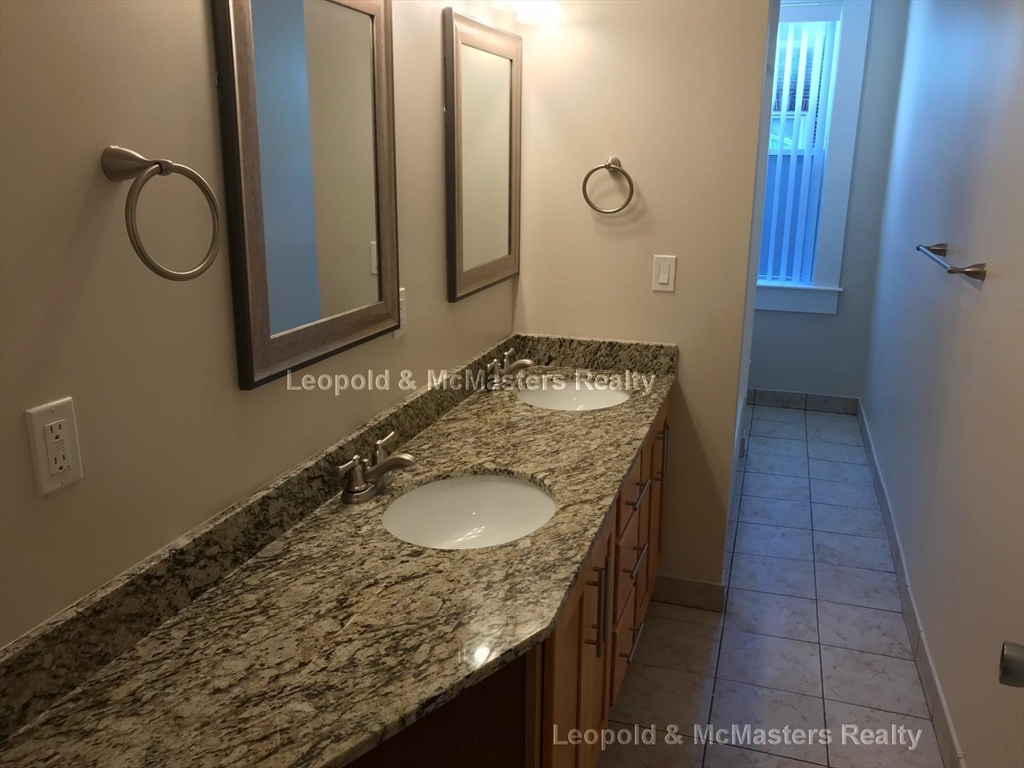 16 Short St, Corey Hill