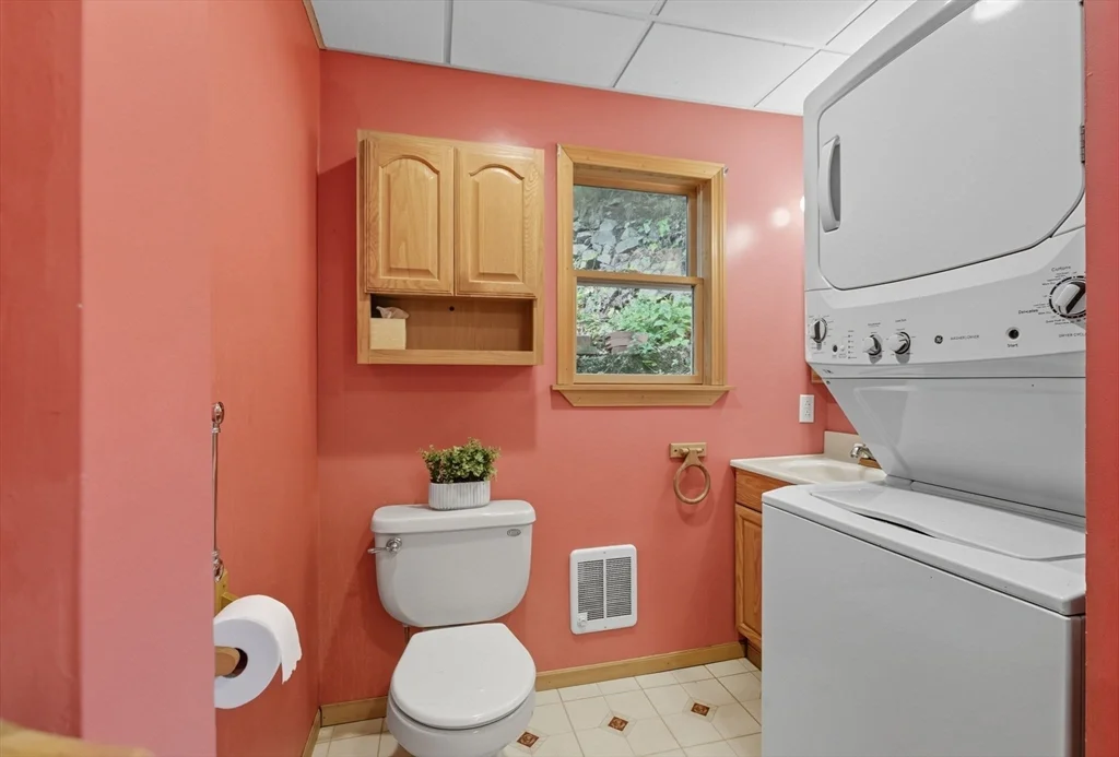 60 Haines St, Medford