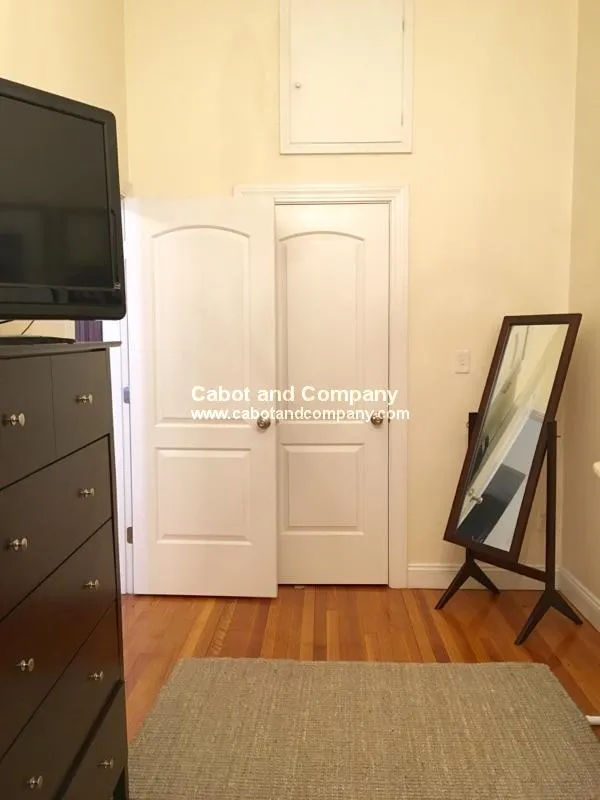 185 Beacon St, Back Bay