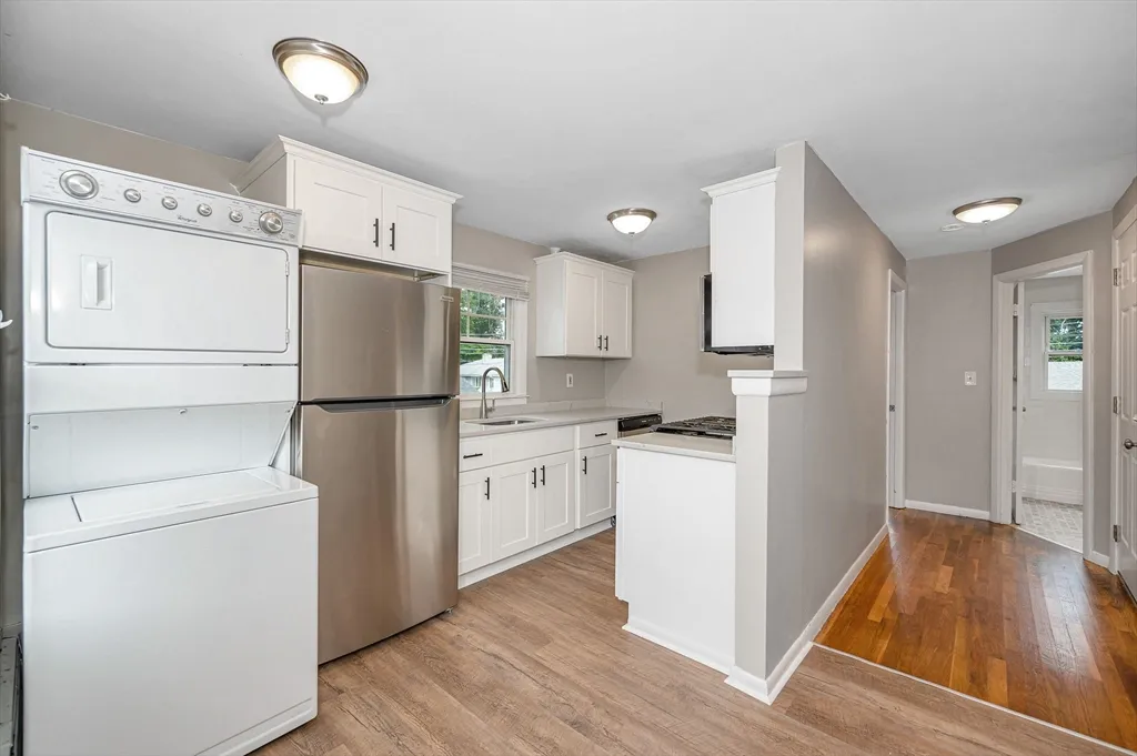 79 Fairfield St, Lowell