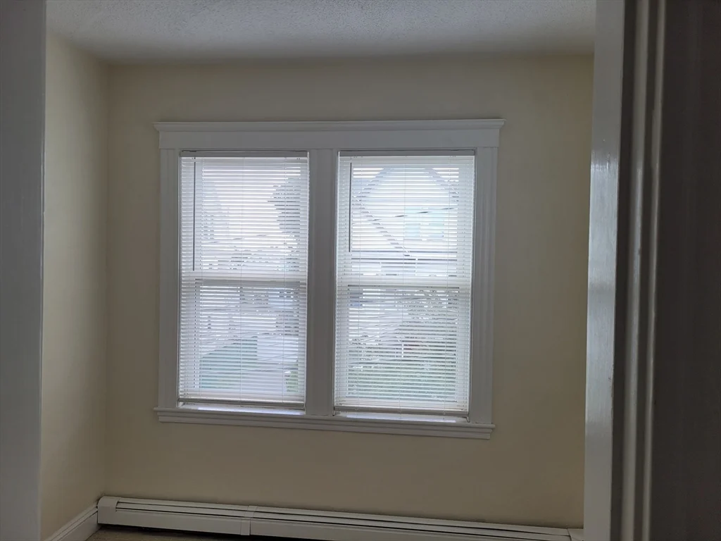 39 Irving St, Everett