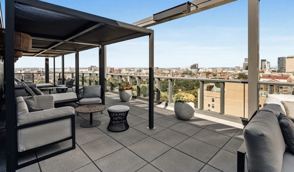 55 Lagrange, Downtown