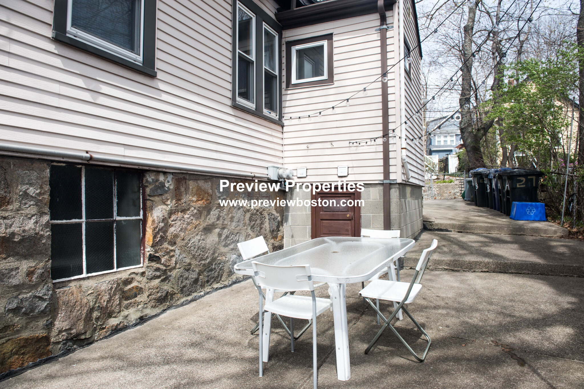 27 South Crescent Cir, Brighton