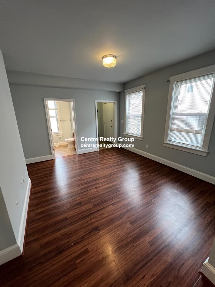 13 Sharon St, Banks Square