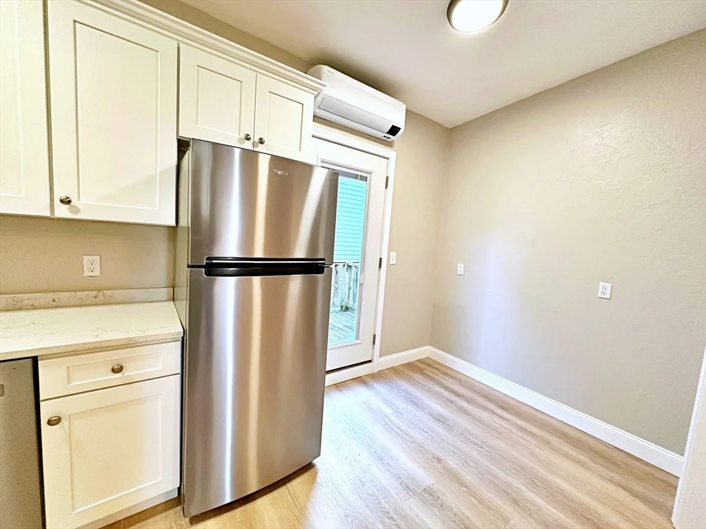 89 Cottage St, East Boston