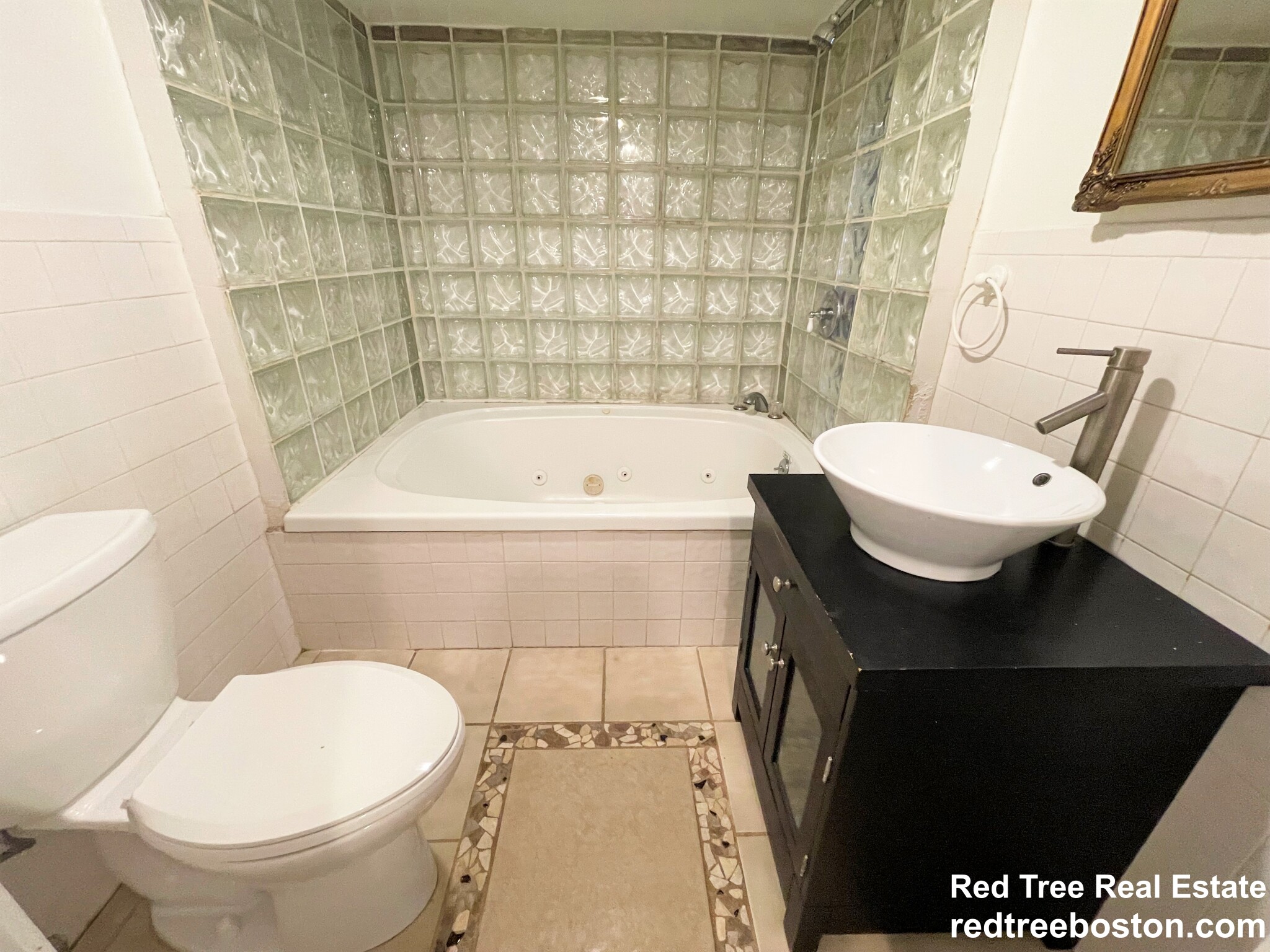 8 Sewall St, Mission Hill