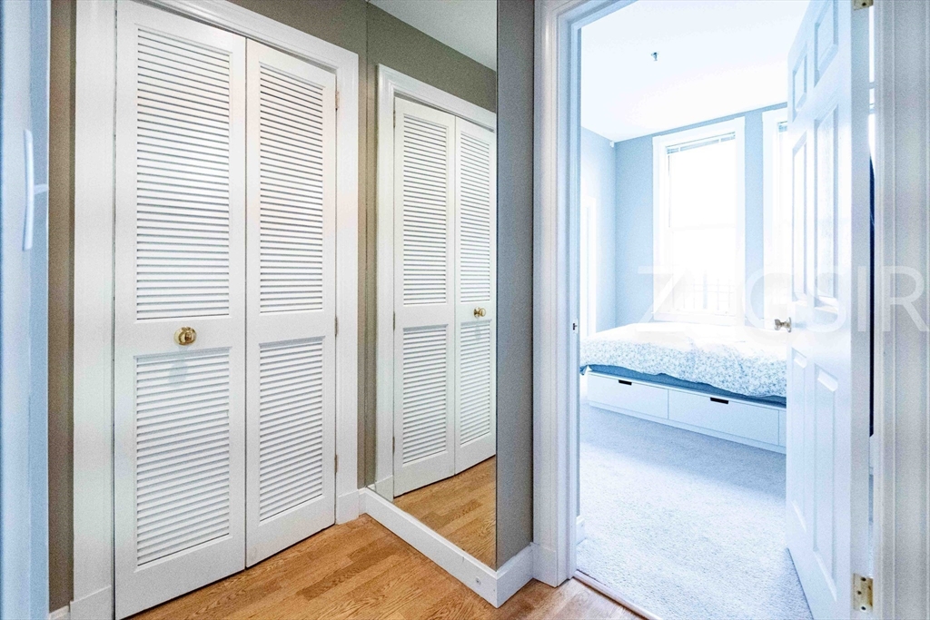 416 Marlborough St, Back Bay