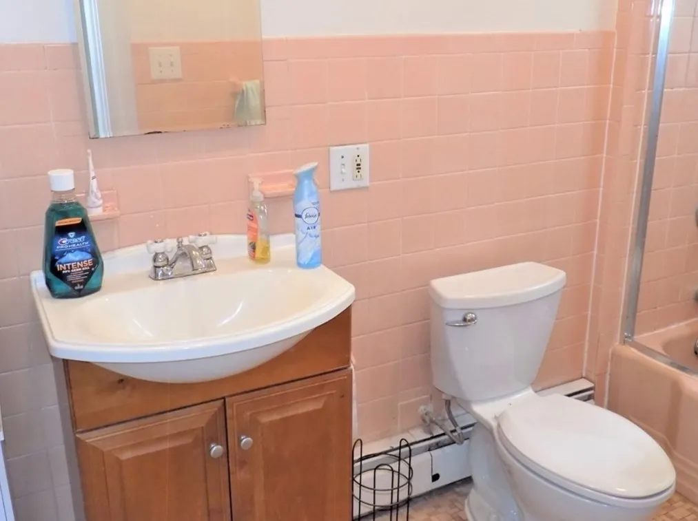 19 University Rd, Aspinwall Hill