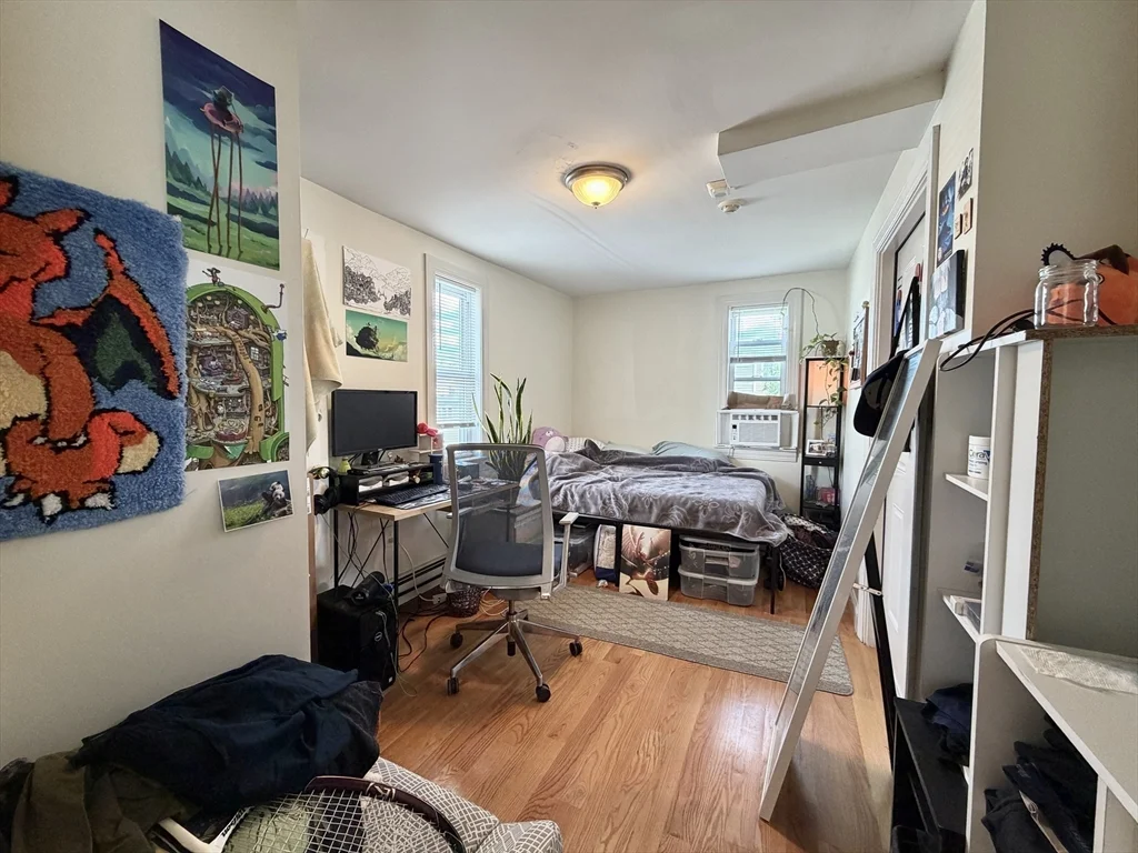 303 Hurley St, East Cambridge
