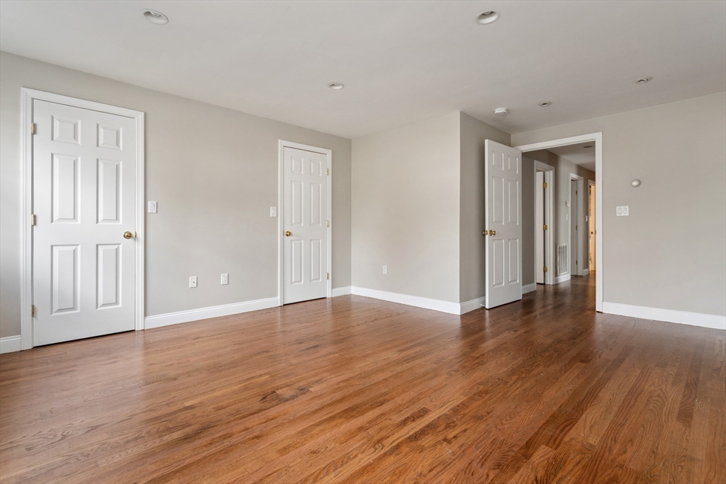 28 Salem St, Wakefield