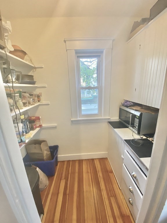 911 Broadway, Davis Square