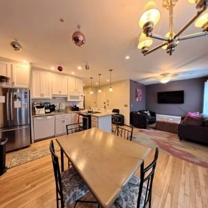 285 Dorchester St, South Boston