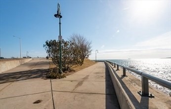 267 Lynn Shore Dr, Diamond District