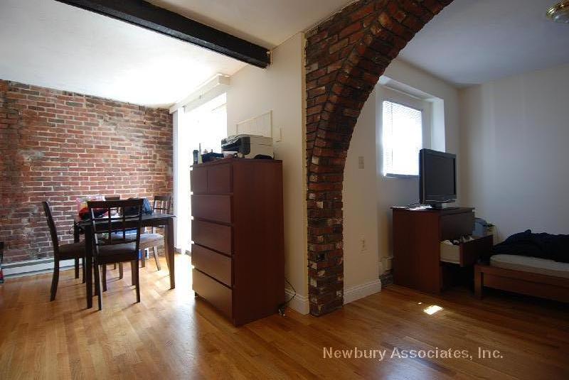 1 bed, 1 bath apartment for rent at 99 Hudson St Unit PH, Chinatown