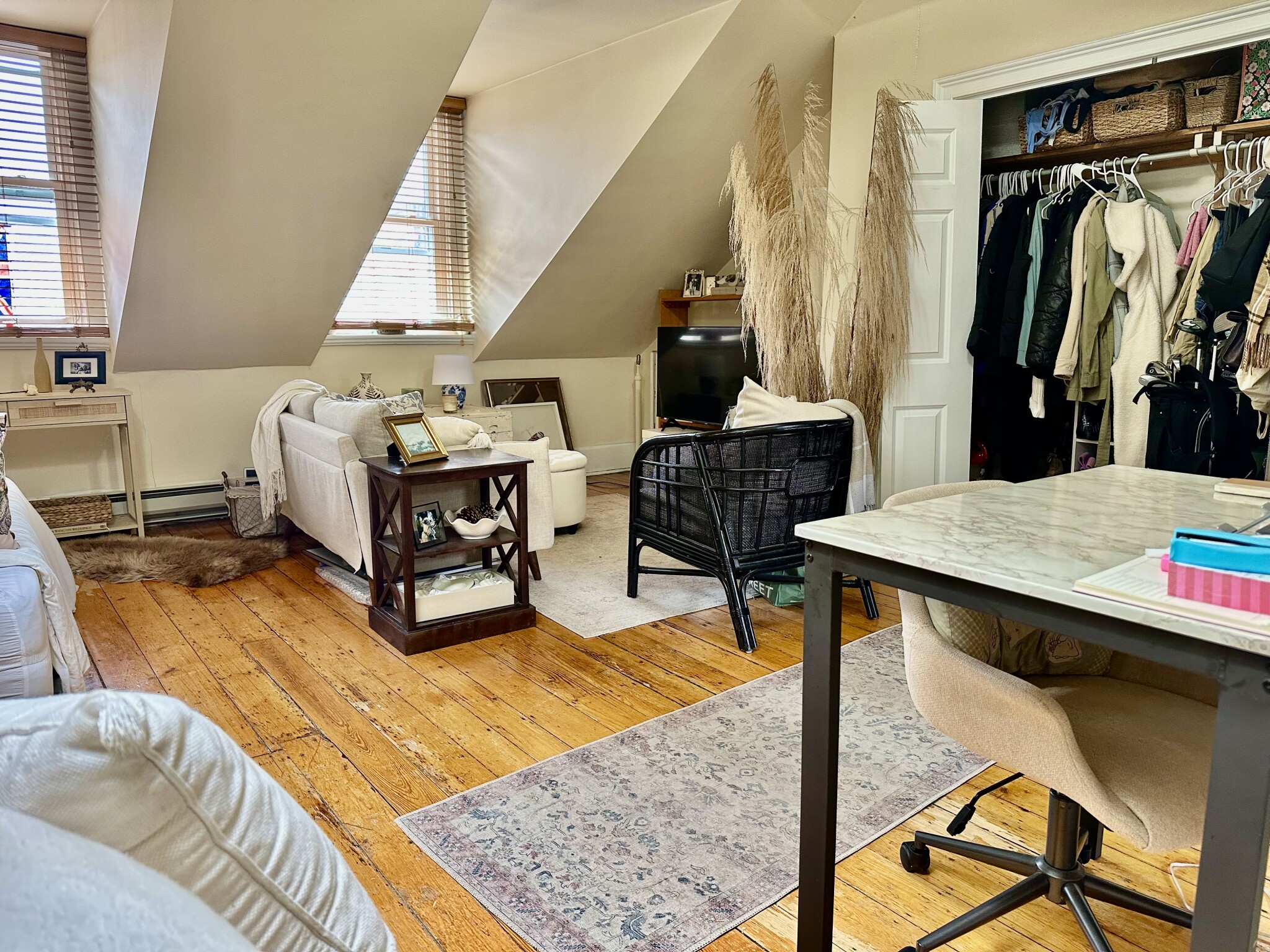 32 Irving St, Beacon Hill