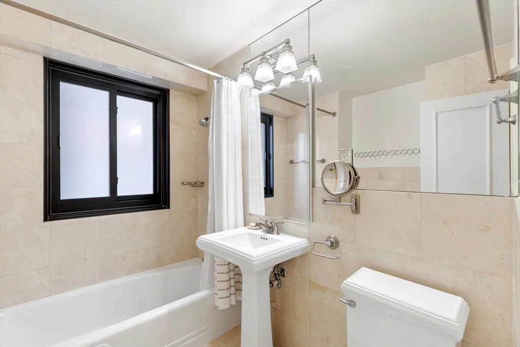 180 Beacon St, Back Bay