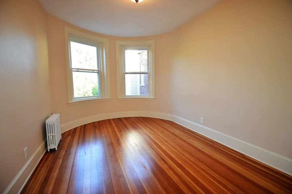 35 Saint Paul St, Coolidge Corner