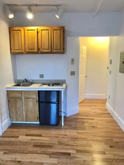 1077 Beacon St, Longwood