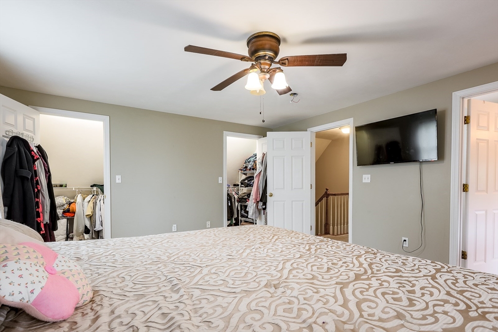 348 Osgood St, North Andover