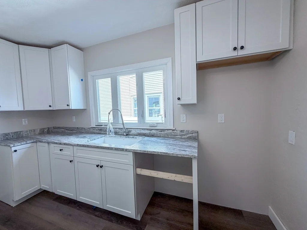 35 Eliot St, Medford