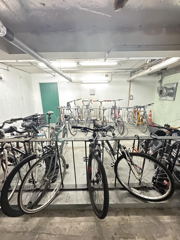 108 Peterborough St, Fenway