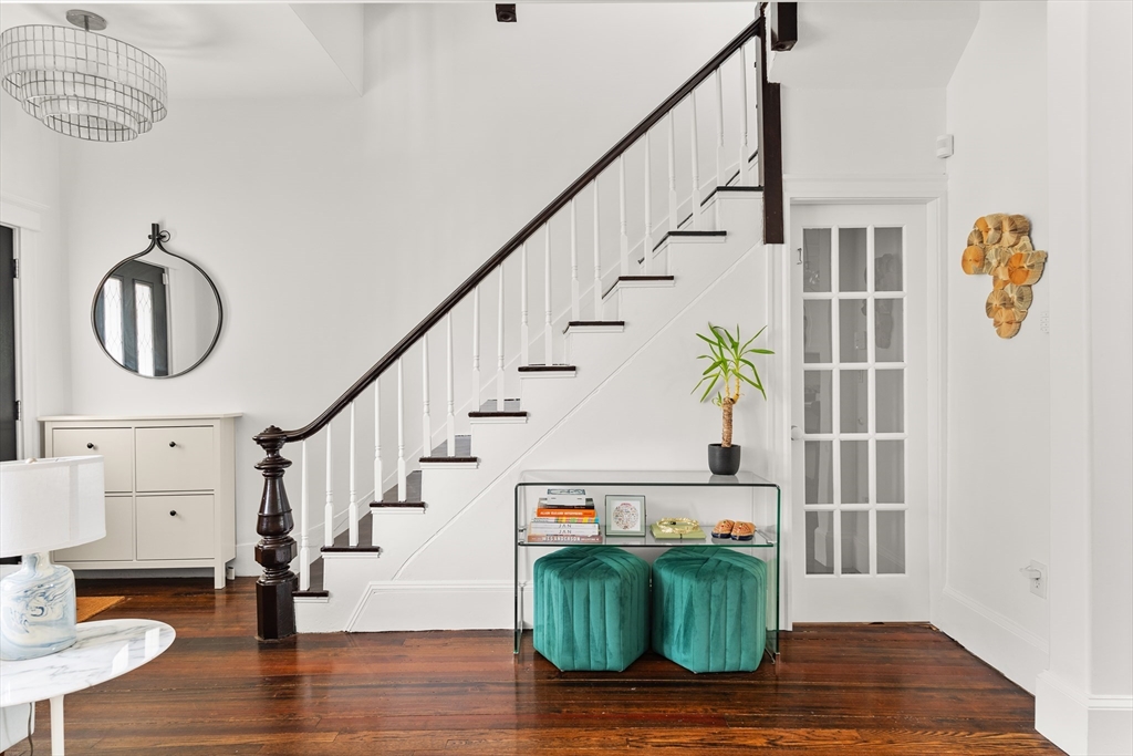 17 Atlantic St, South Boston