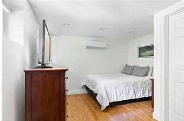 259 Silver St, South Boston