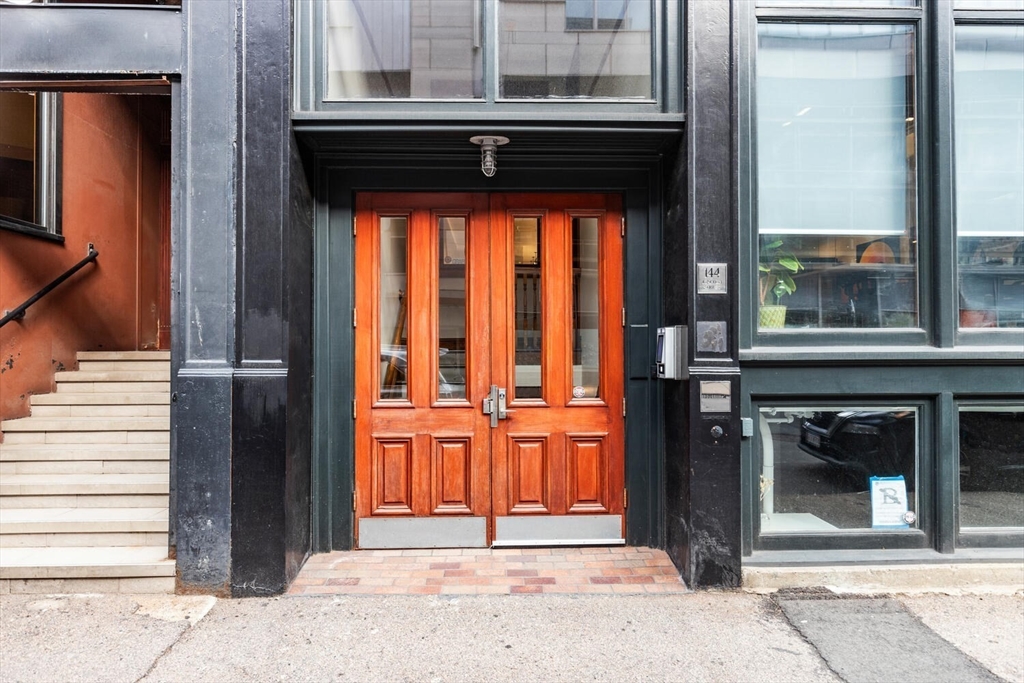 144 Lincoln St, Leather District